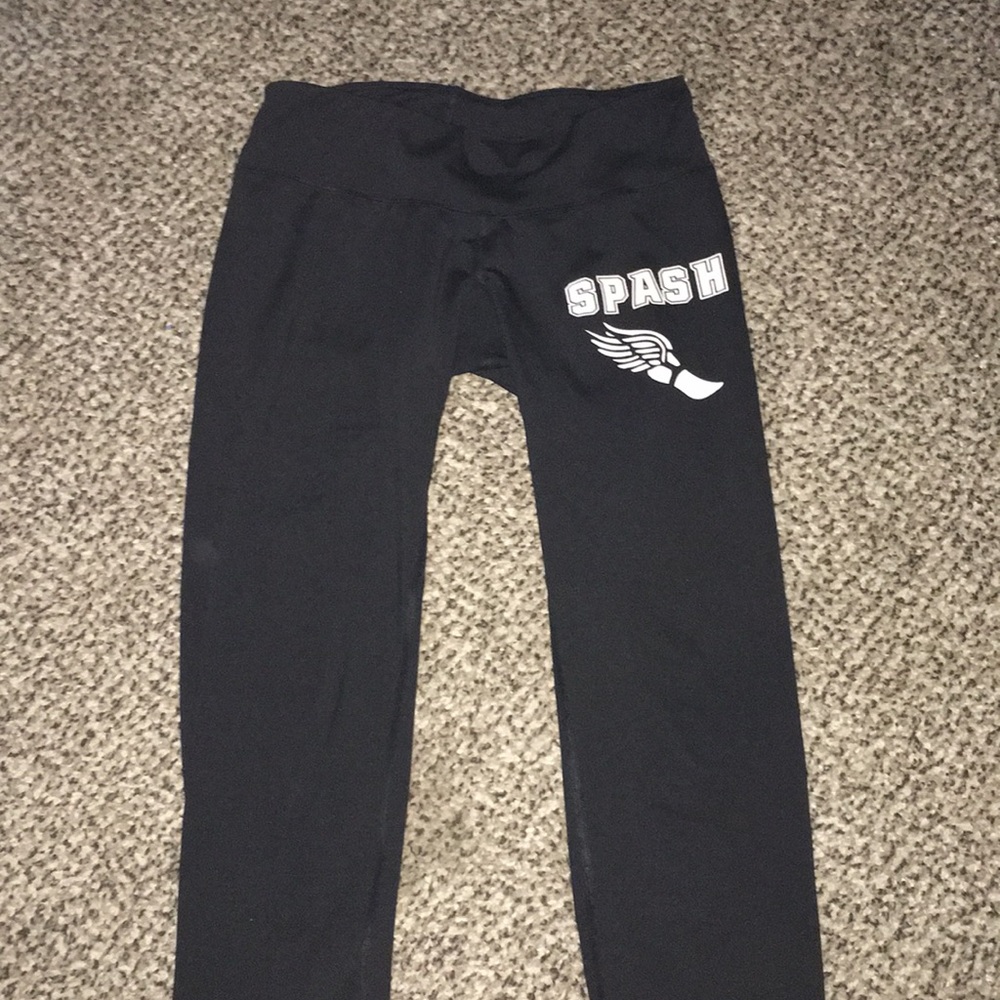 Women’s medium badger sport Capri leggings
